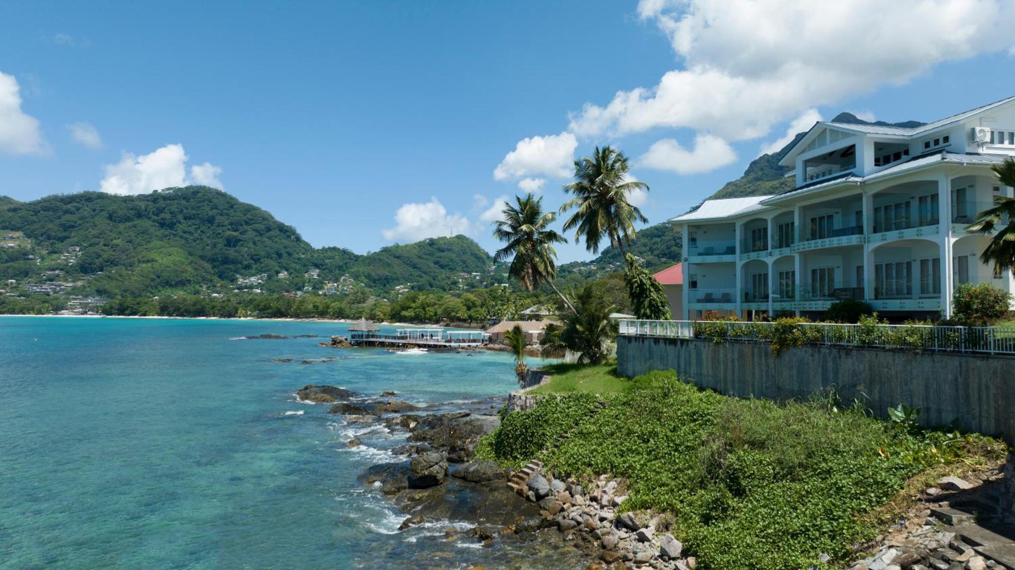 Vallonend Beachfront Villa With Excellent View Бель-Омбр Экстерьер фото